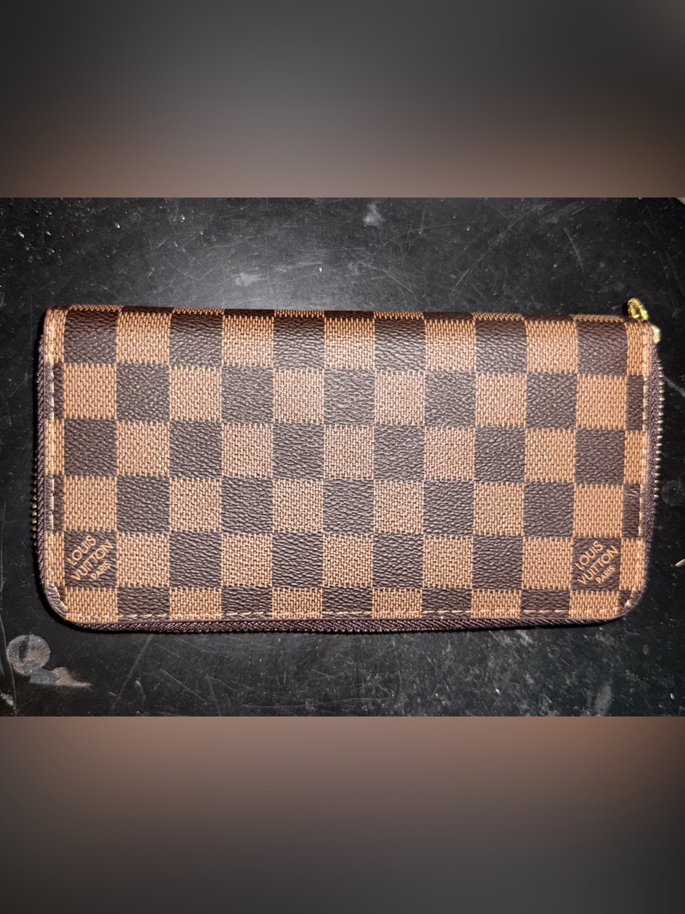 Louis Vuitton Zippy Wallet Damier Ebene